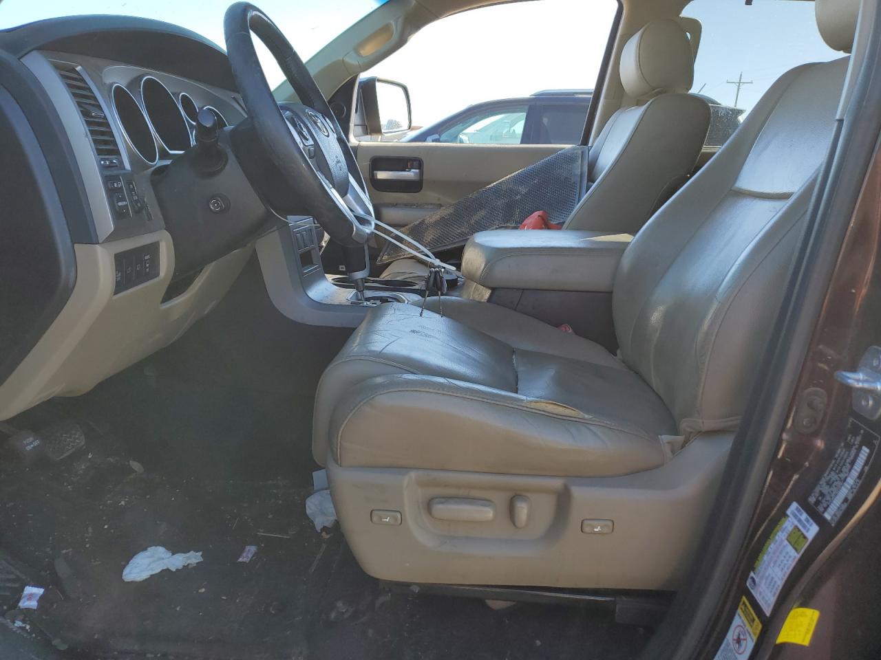 2016 TOYOTA SEQUOIA LIMITED photo 7