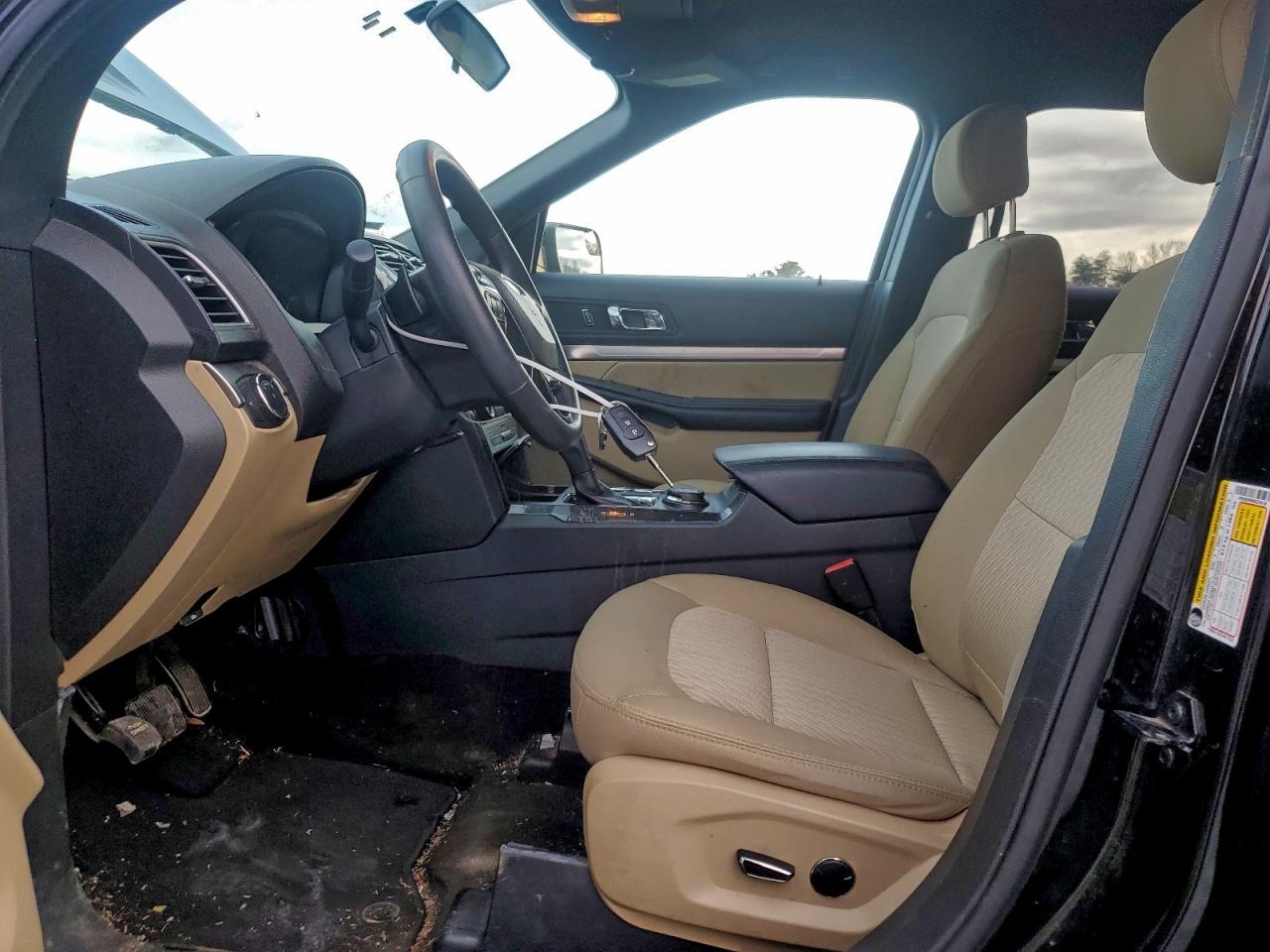 2017 FORD EXPLORER photo 7