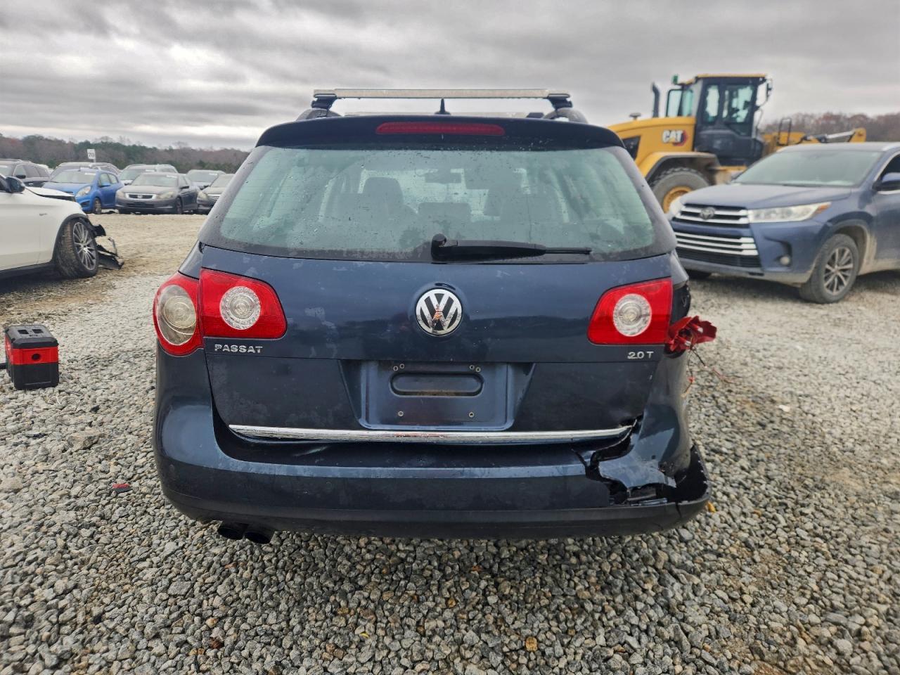 2008 VOLKSWAGEN PASSAT WAGON LUX photo 6
