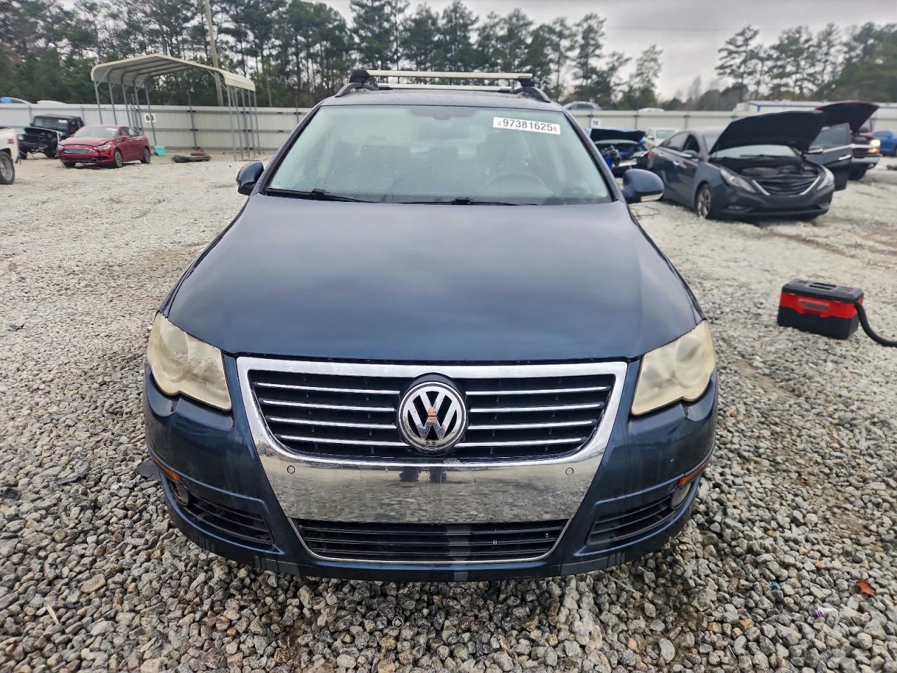 2008 VOLKSWAGEN PASSAT WAGON LUX photo 5