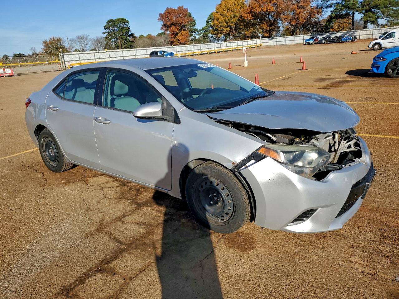2015 TOYOTA COROLLA L photo 4