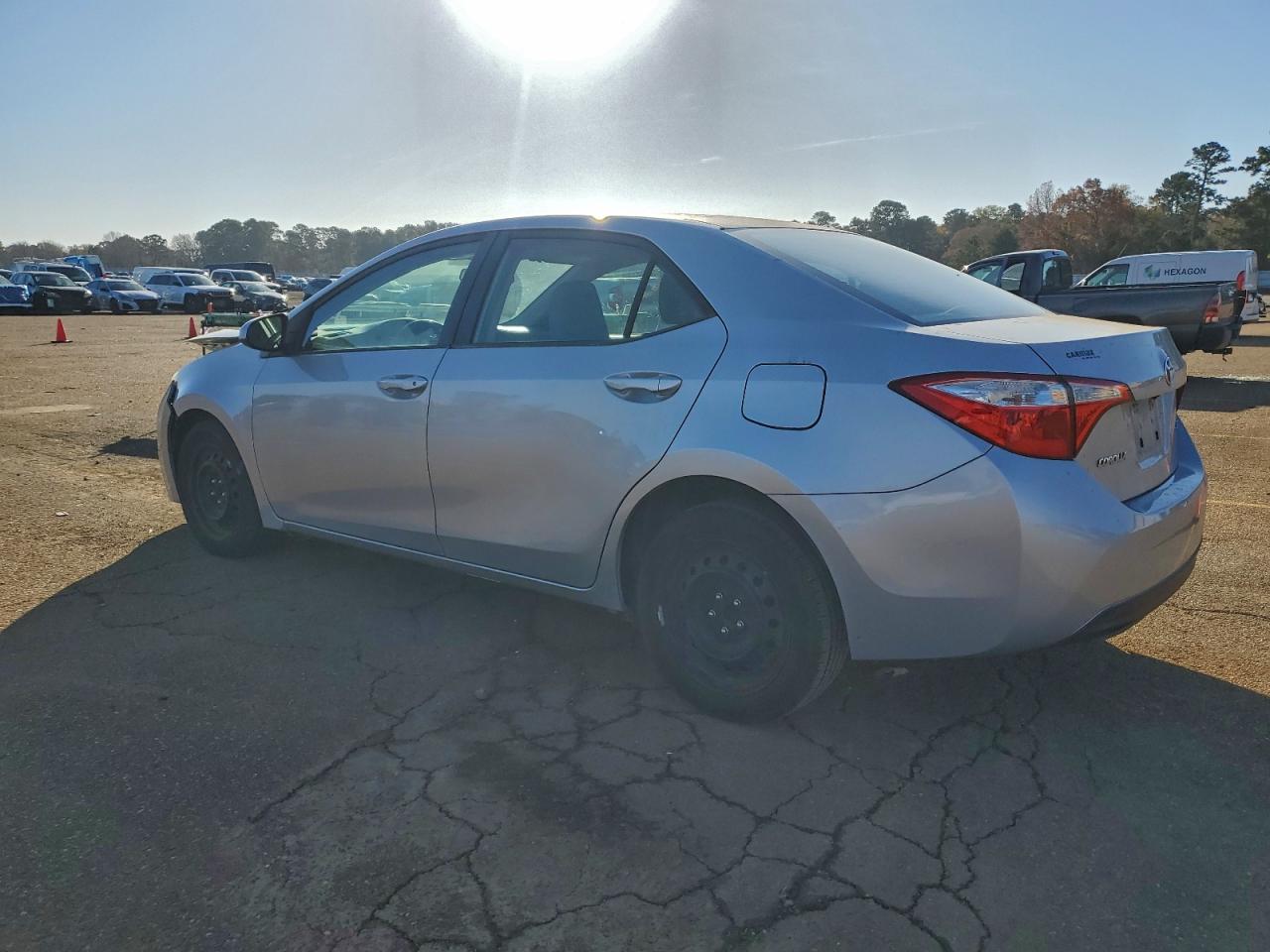 2015 TOYOTA COROLLA L photo 2