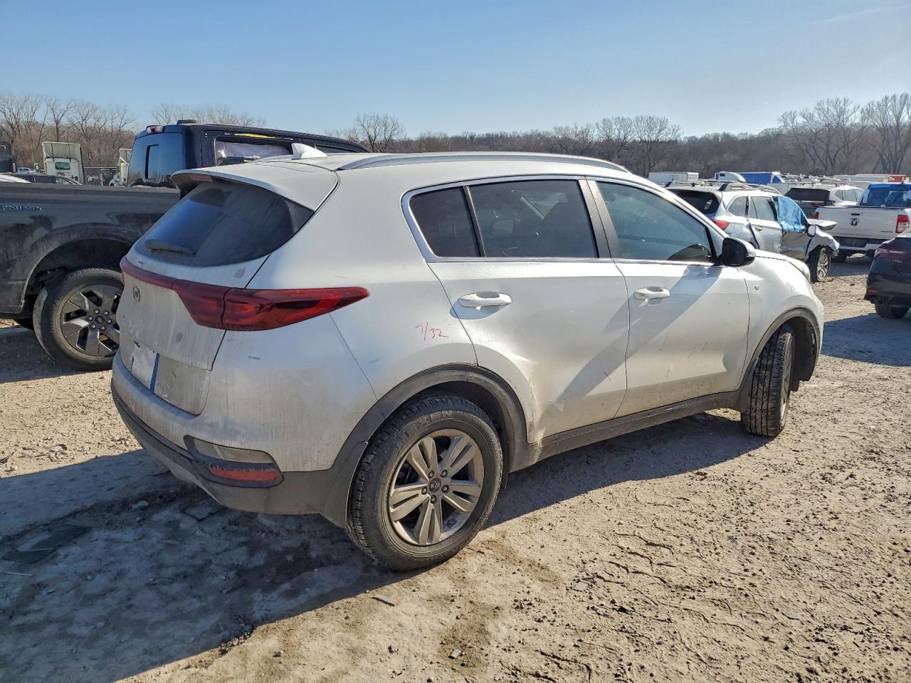 2021 KIA SPORTAGE S photo 3
