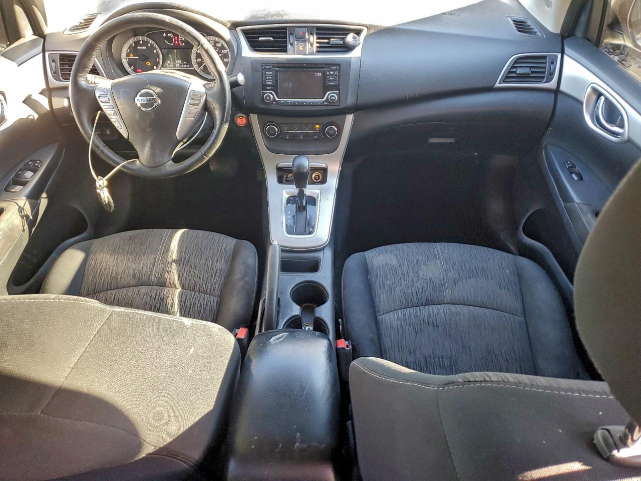 2015 NISSAN SENTRA S photo 8