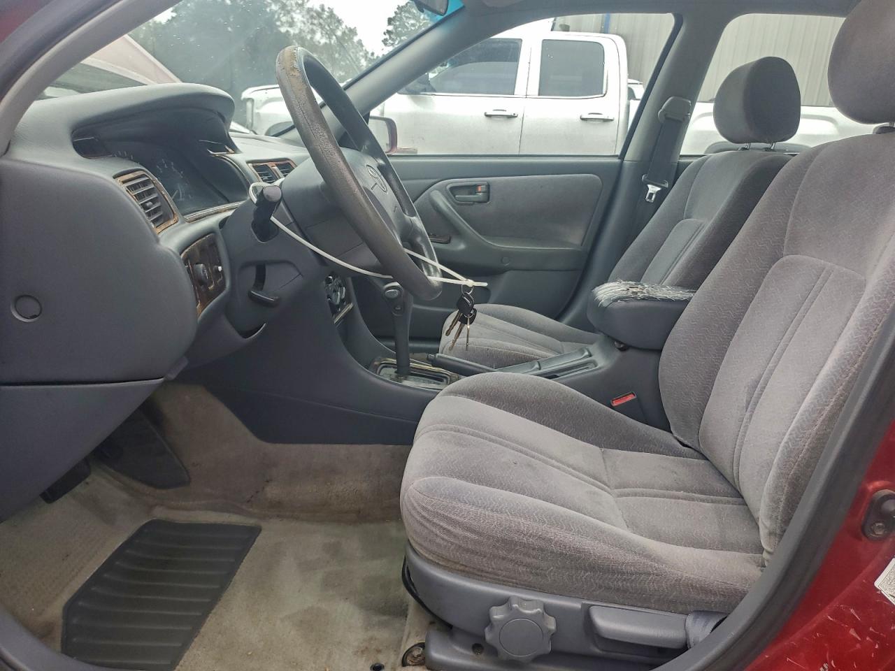1997 TOYOTA CAMRY CE photo 7