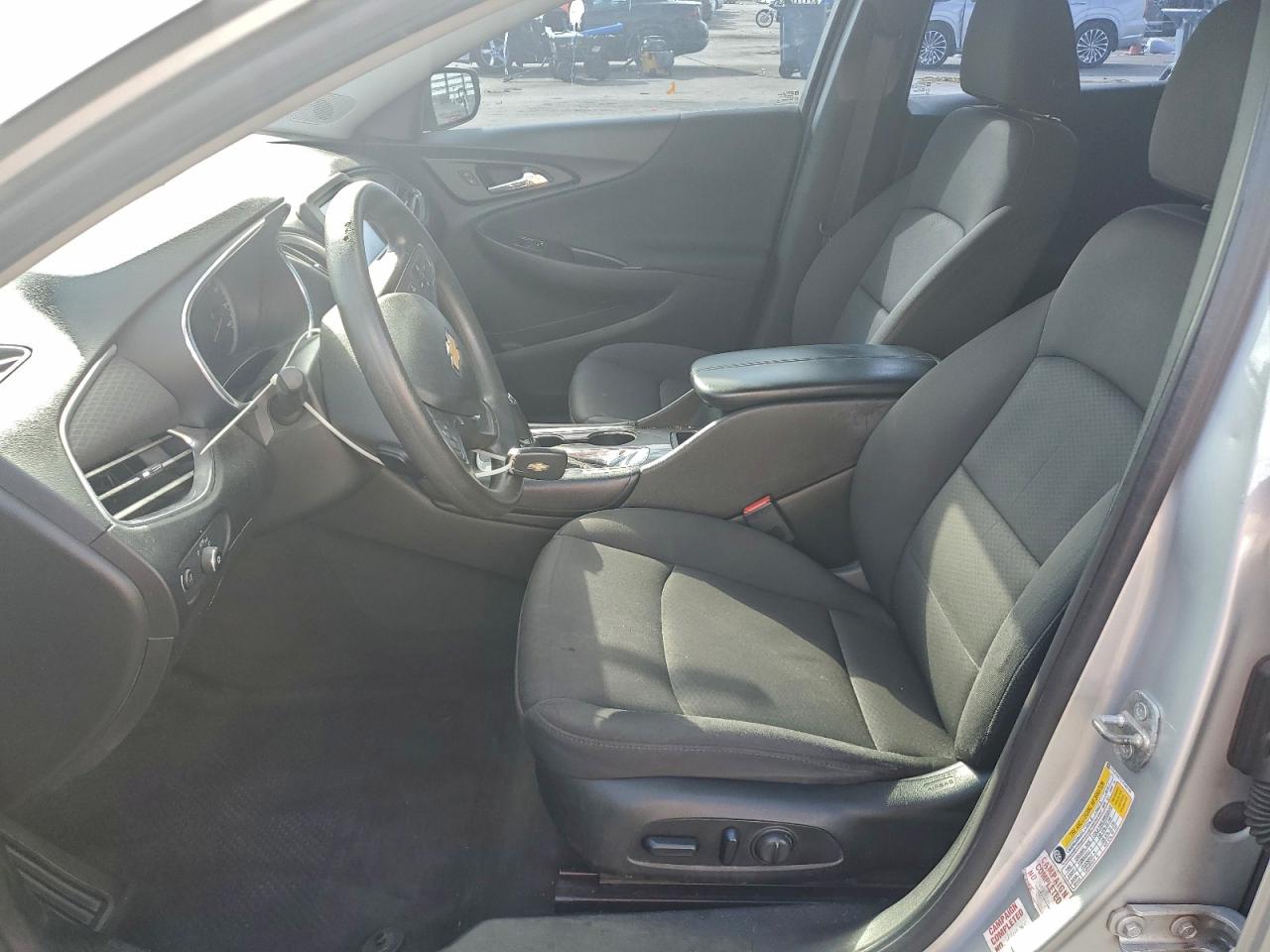 2018 CHEVROLET MALIBU LT photo 7