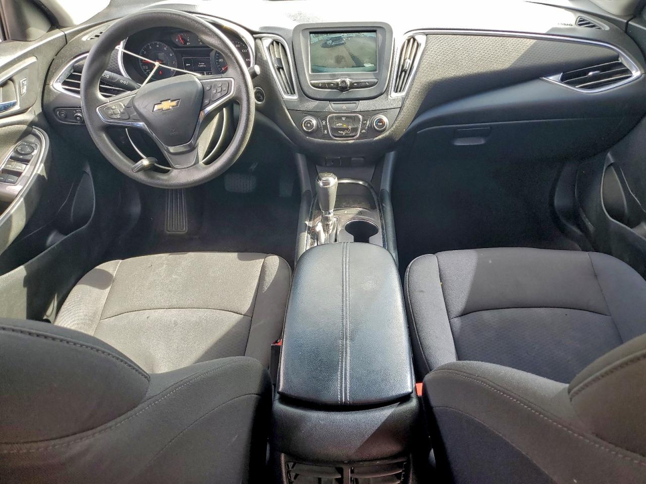 2018 CHEVROLET MALIBU LT photo 8