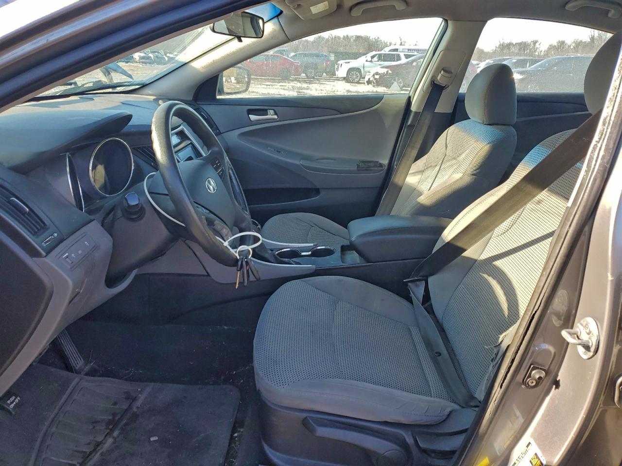 2011 HYUNDAI SONATA GLS photo 7