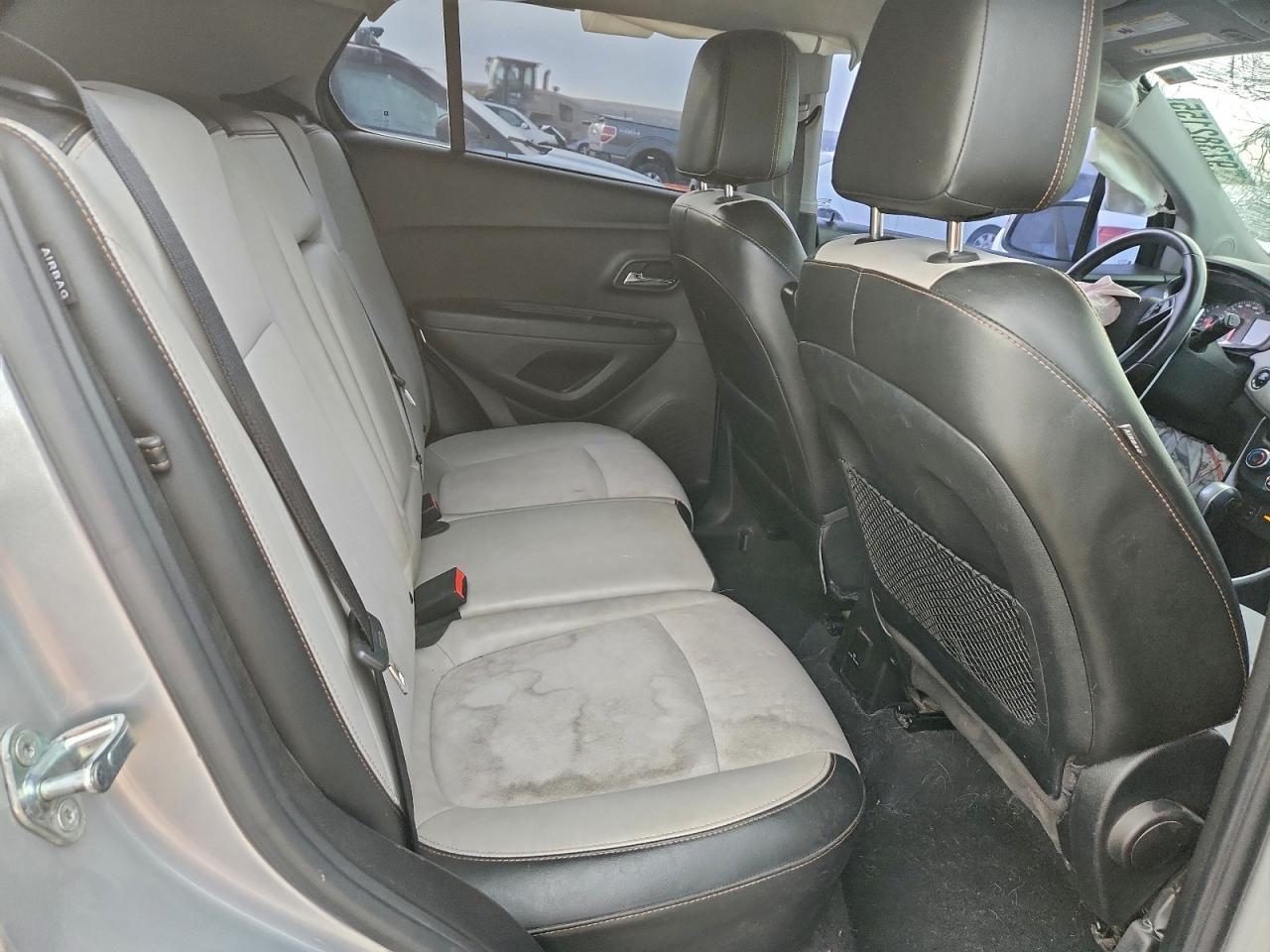 2017 CHEVROLET TRAX 1LT photo 11