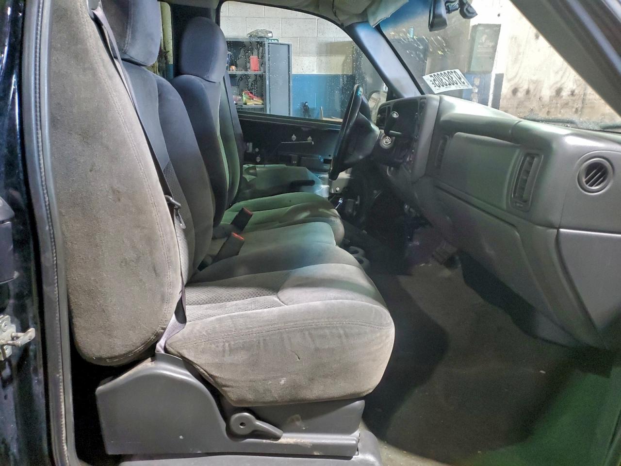 2006 CHEVROLET SILVERADO C1500 photo 7