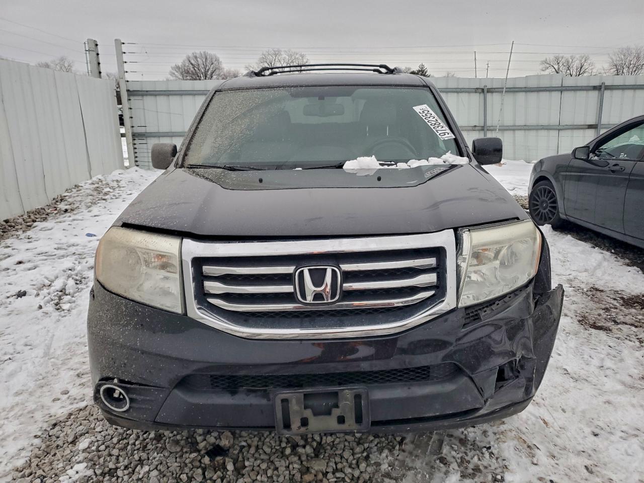 2013 HONDA PILOT EXLN photo 5