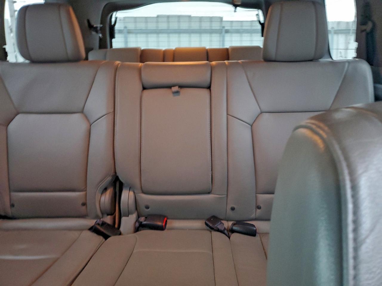 2013 HONDA PILOT EXLN photo 10