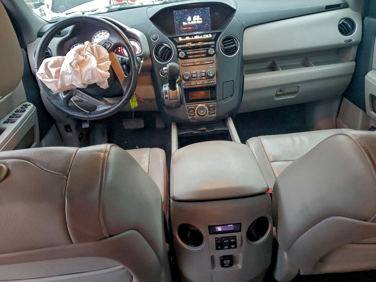 2013 HONDA PILOT EXLN photo 8