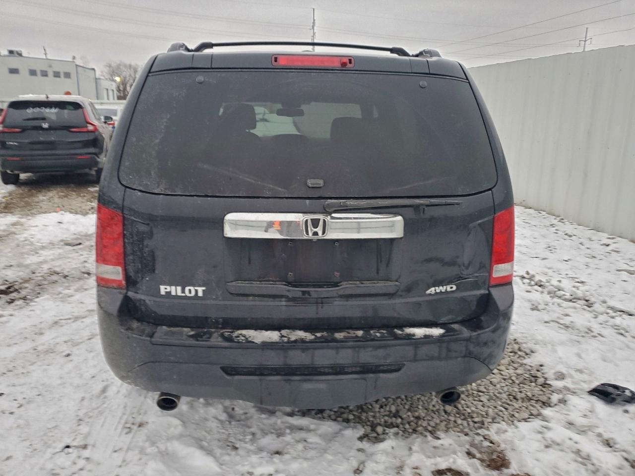 2013 HONDA PILOT EXLN photo 6