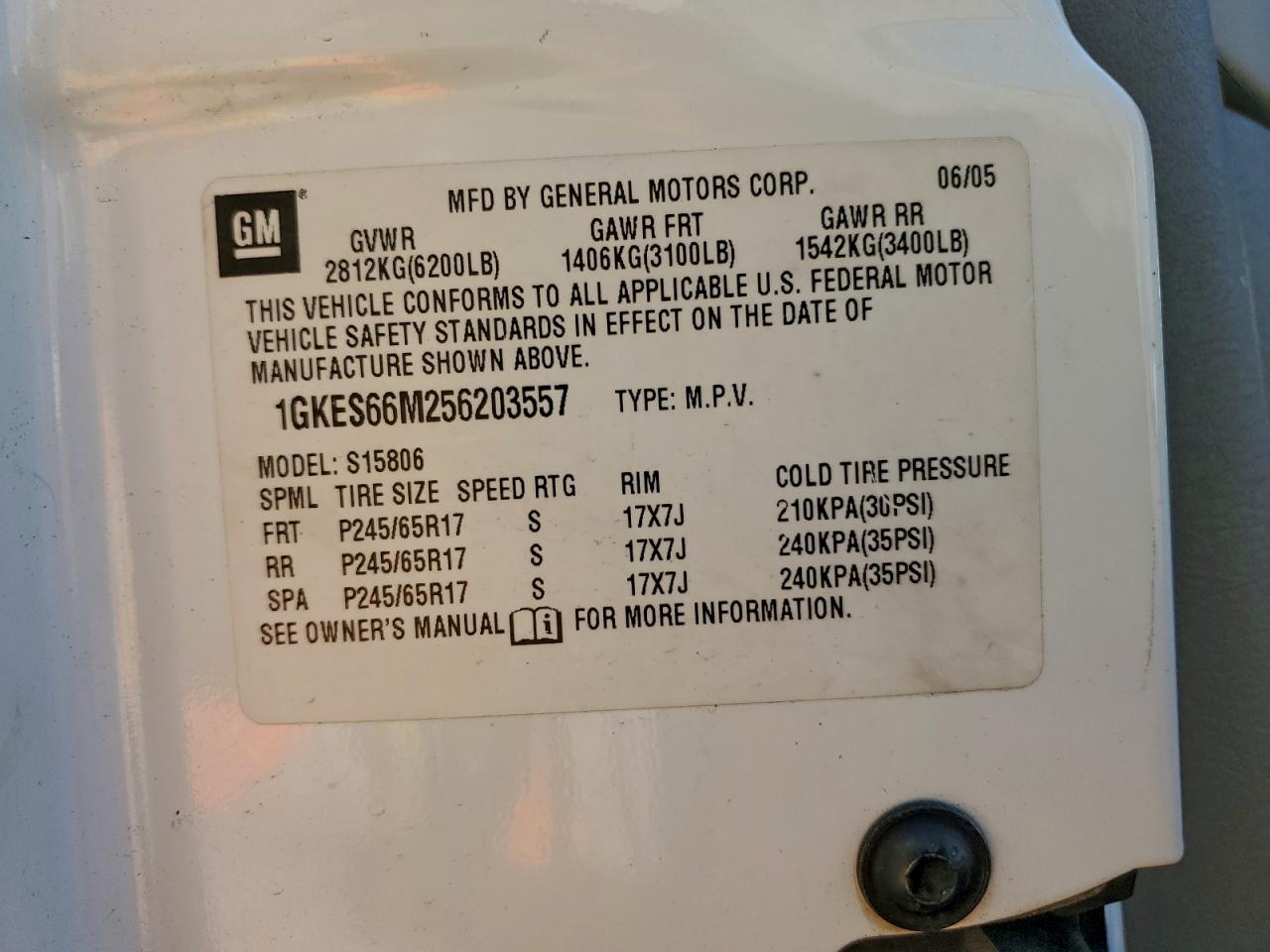 2005 GMC ENVOY DENALI XL photo 13