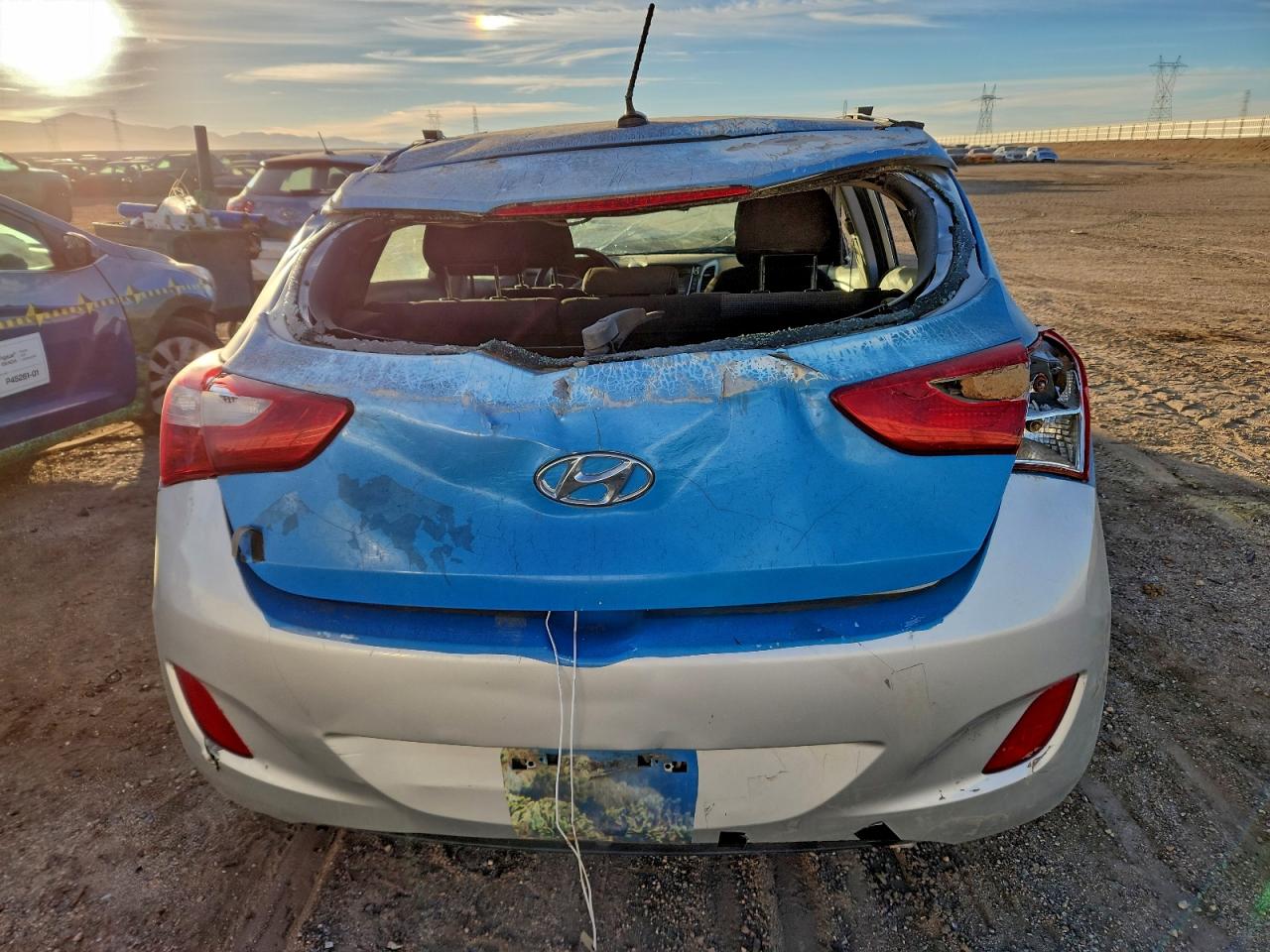 2016 HYUNDAI ELANTRA GT photo 6