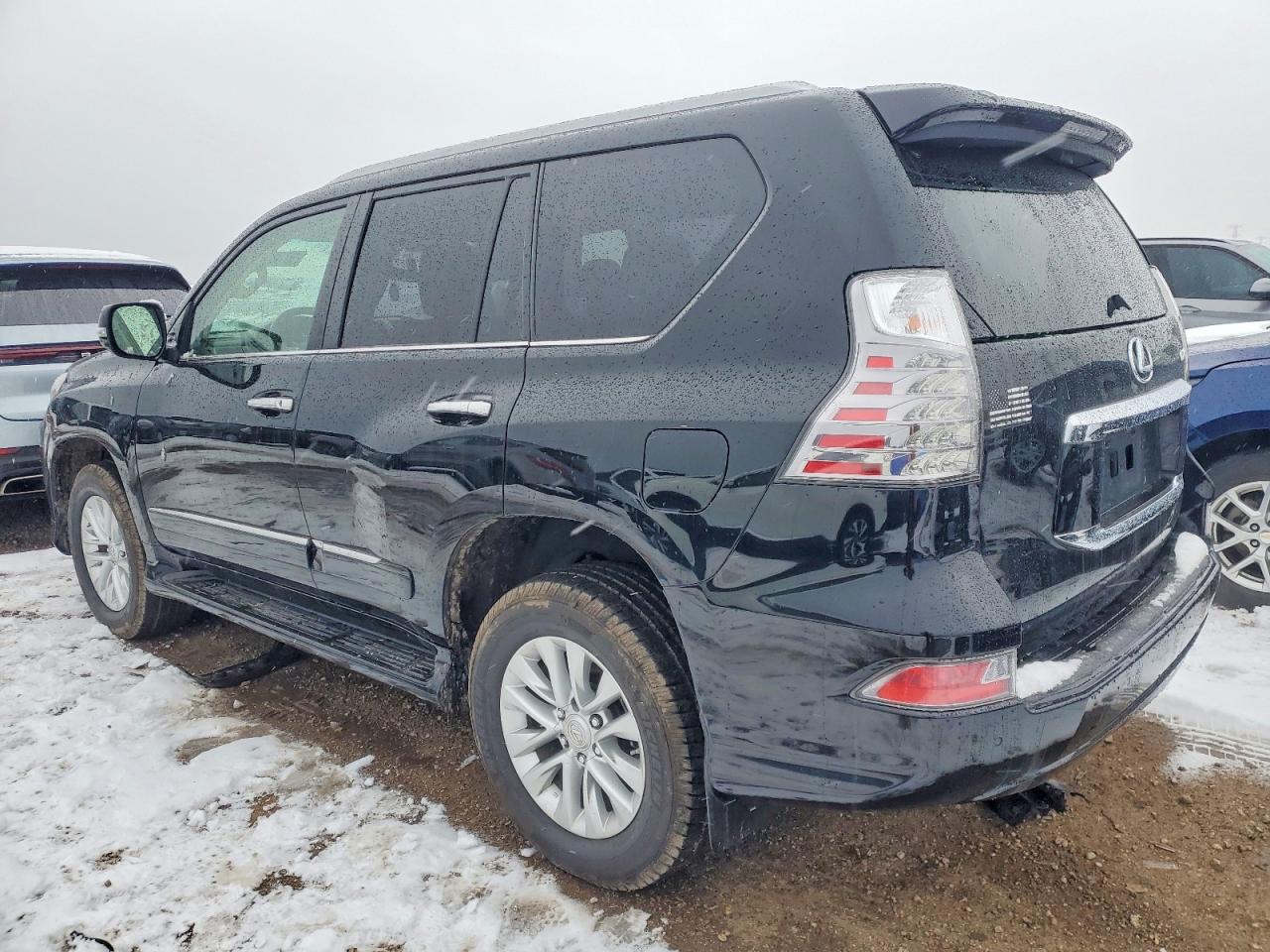 2015 LEXUS GX 460 photo 2