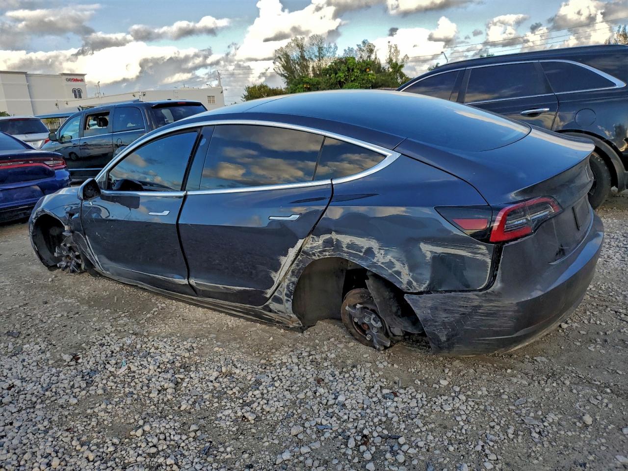 2020 TESLA MODEL 3 photo 2