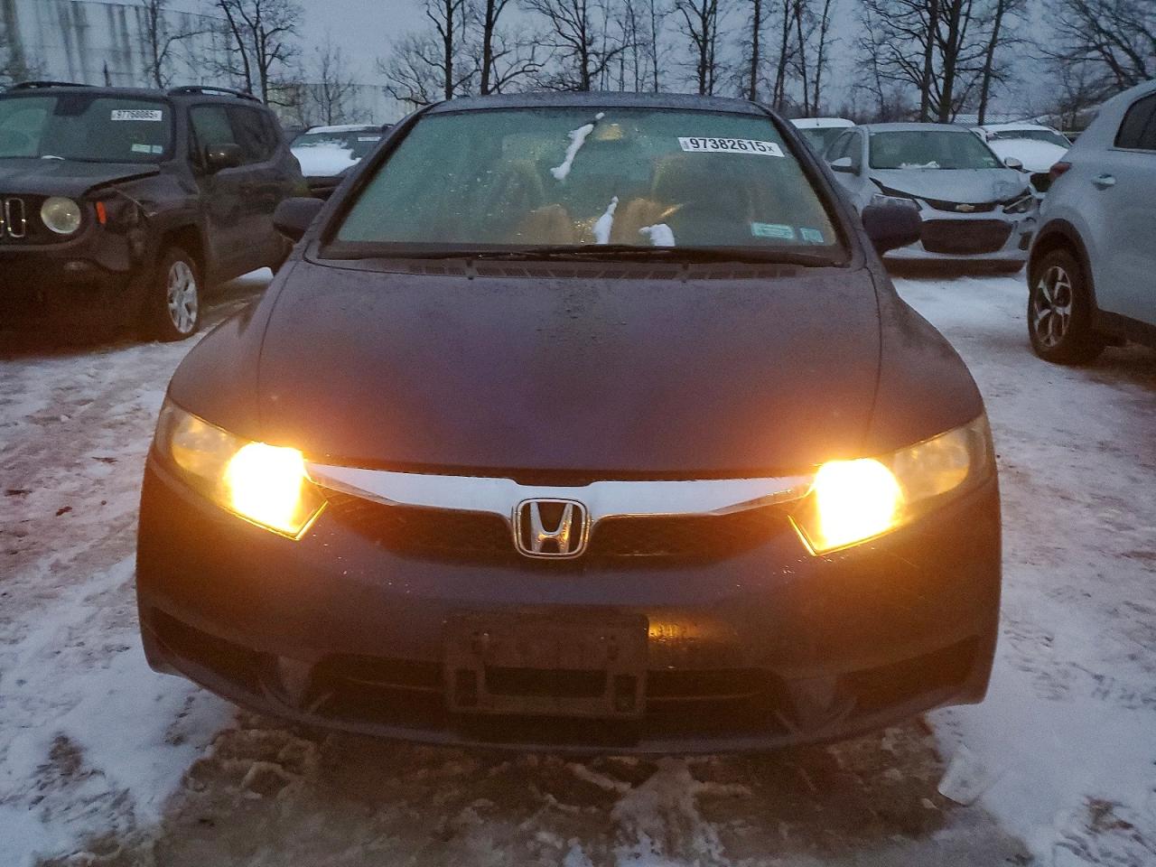 2010 HONDA CIVIC LX photo 9