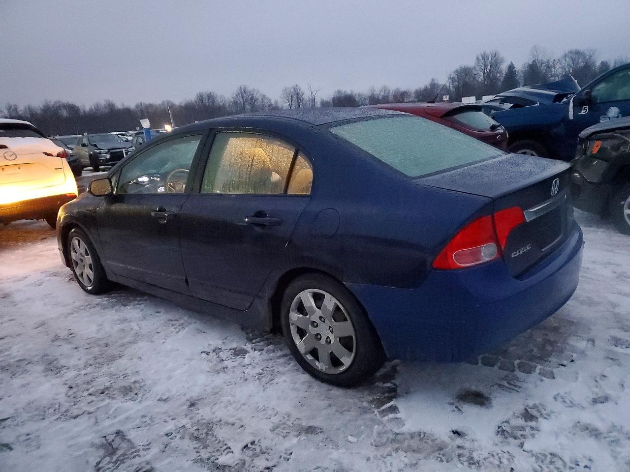 2010 HONDA CIVIC LX photo 3
