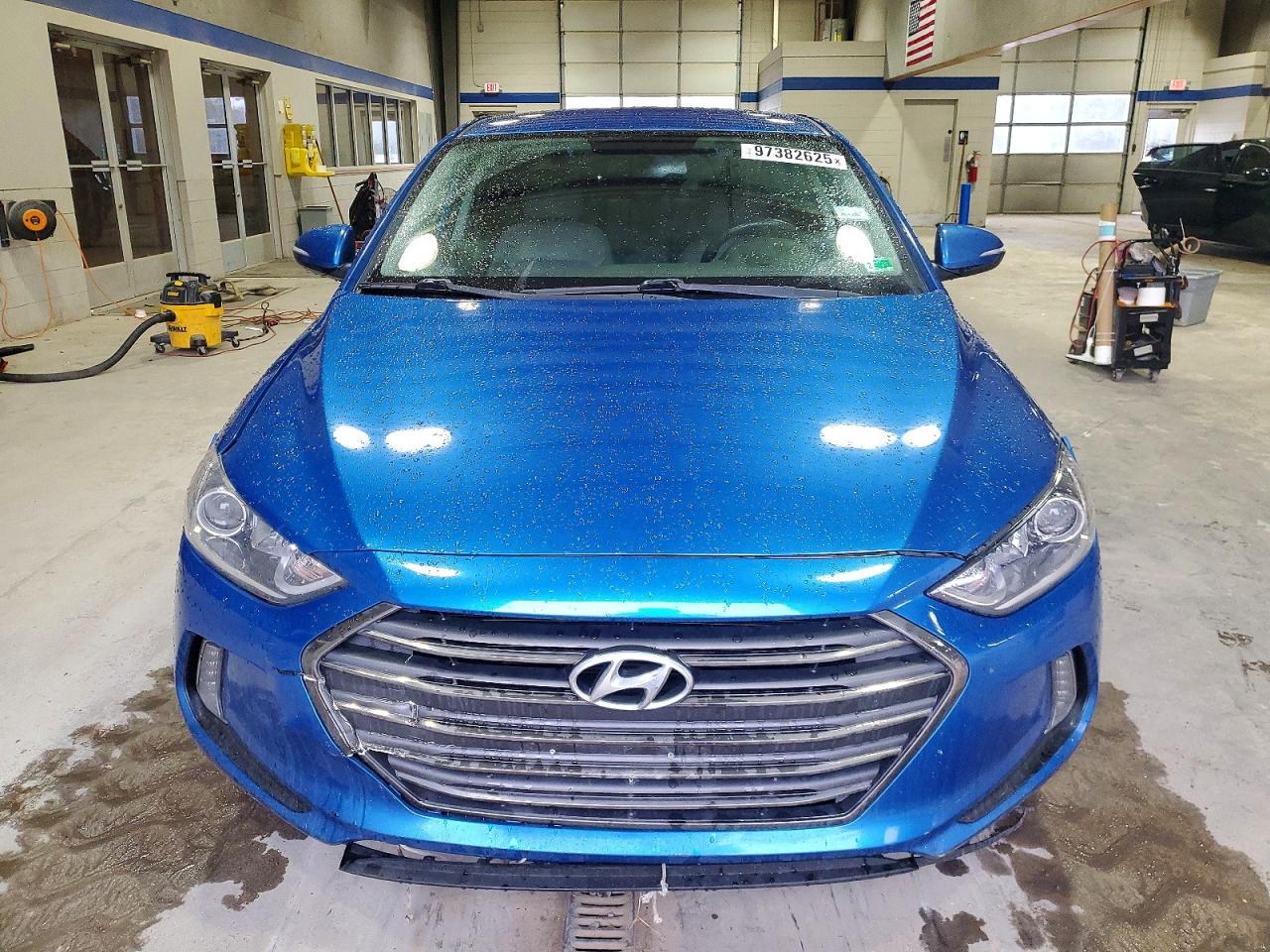 2017 HYUNDAI ELANTRA SE photo 9