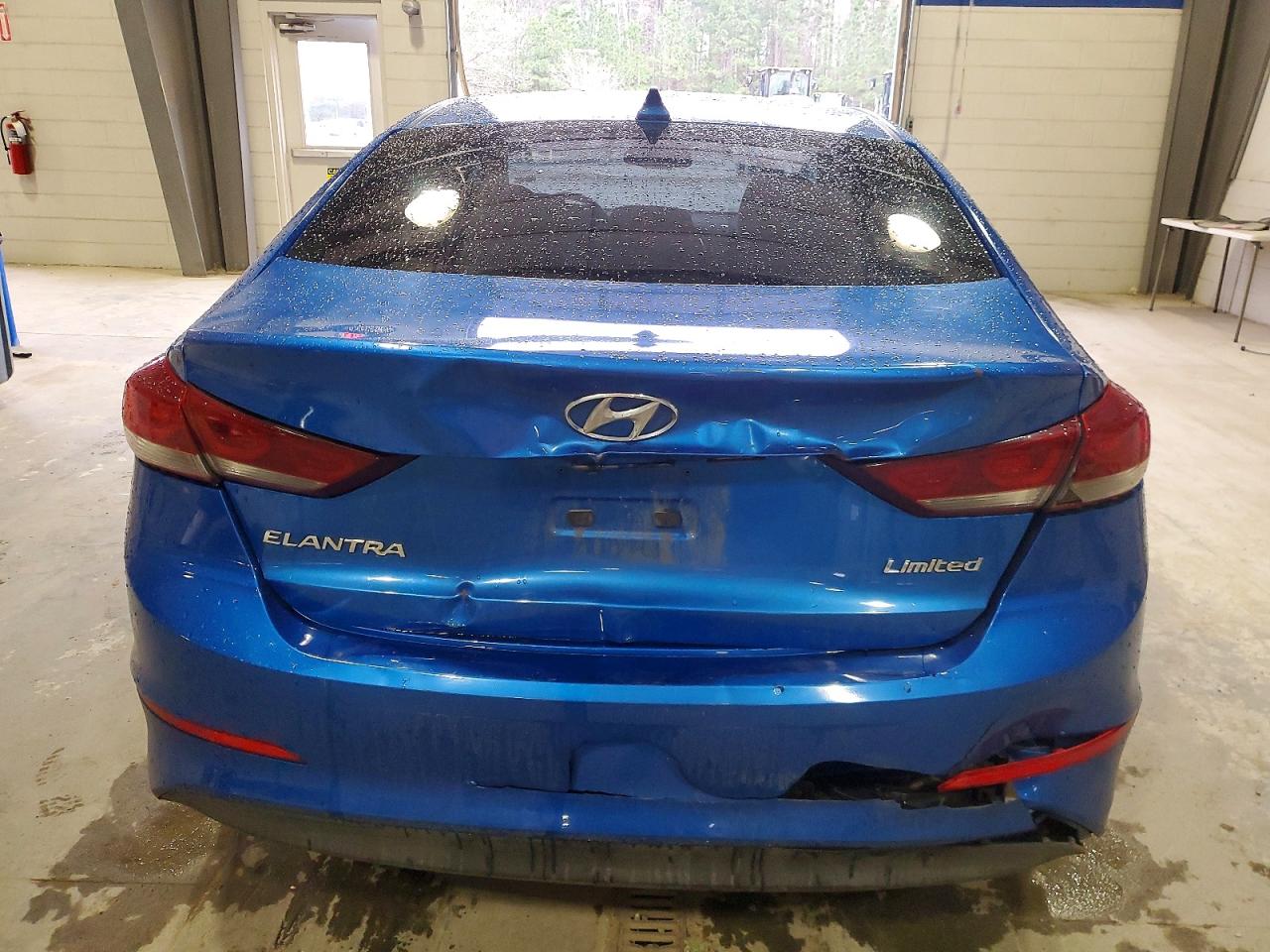 2017 HYUNDAI ELANTRA SE photo 11