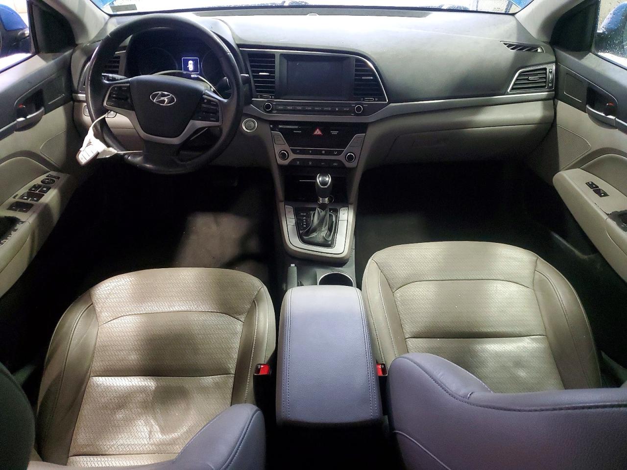 2017 HYUNDAI ELANTRA SE photo 15