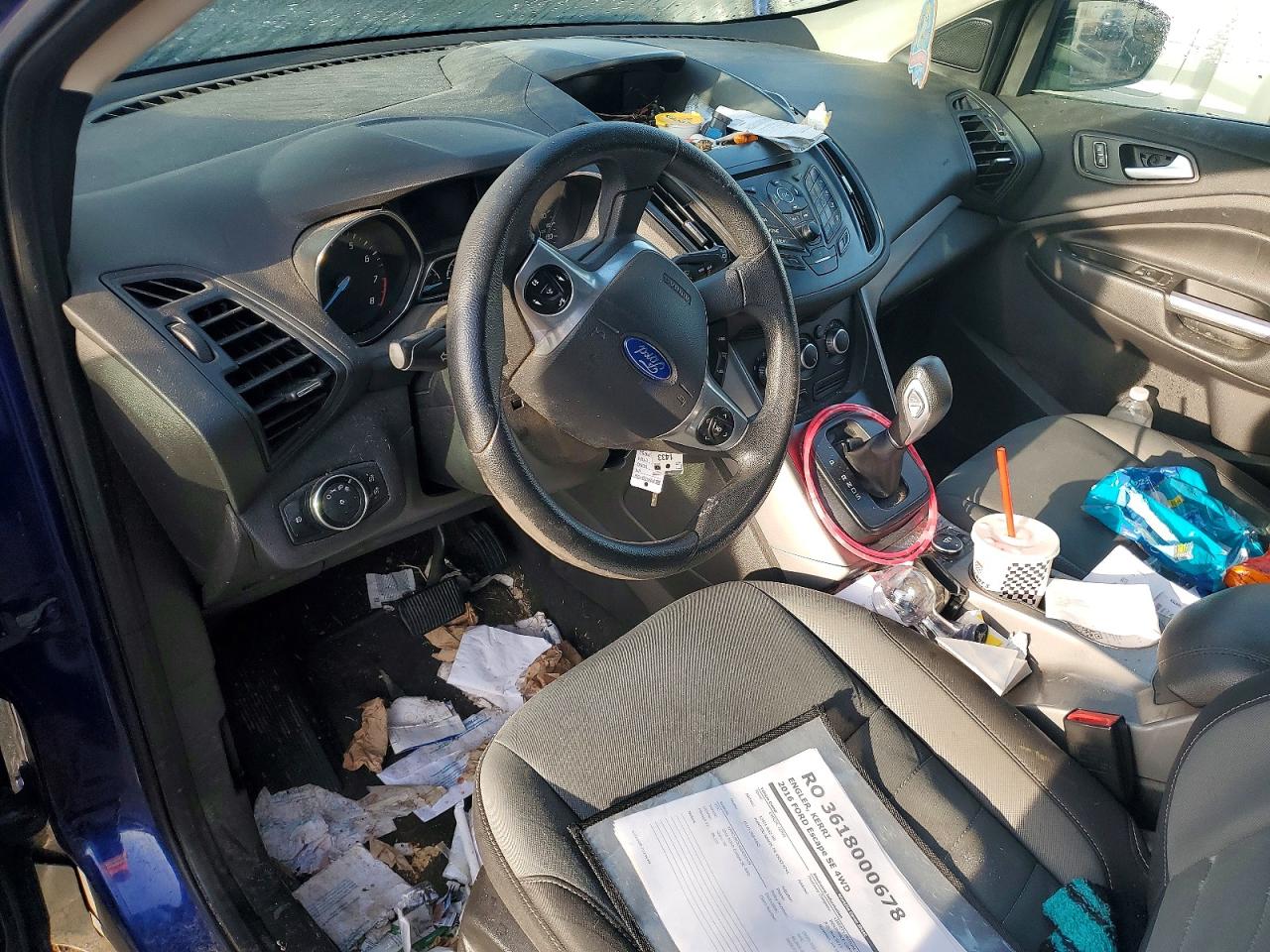 2016 FORD ESCAPE SE photo 8