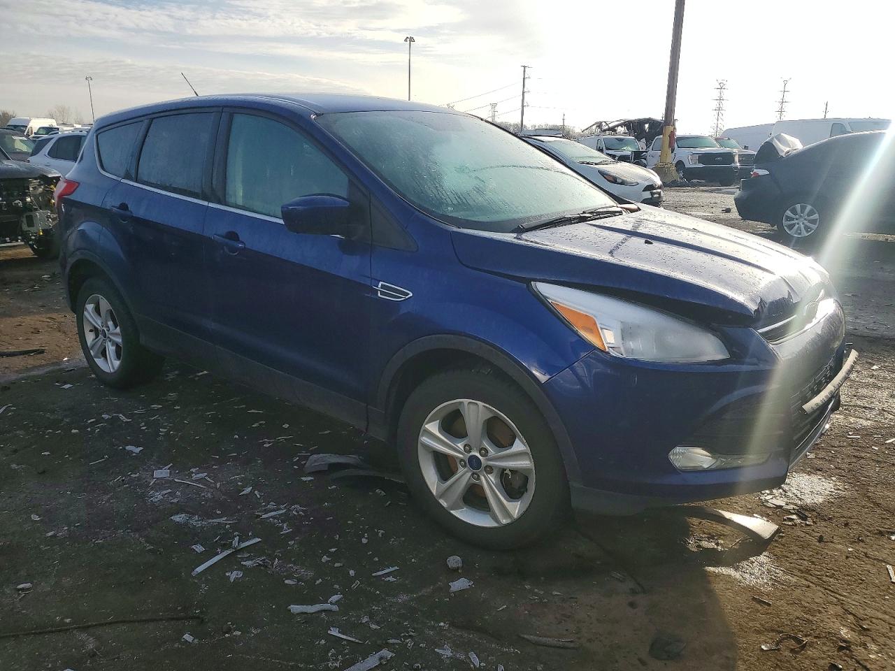 2016 FORD ESCAPE SE photo 4