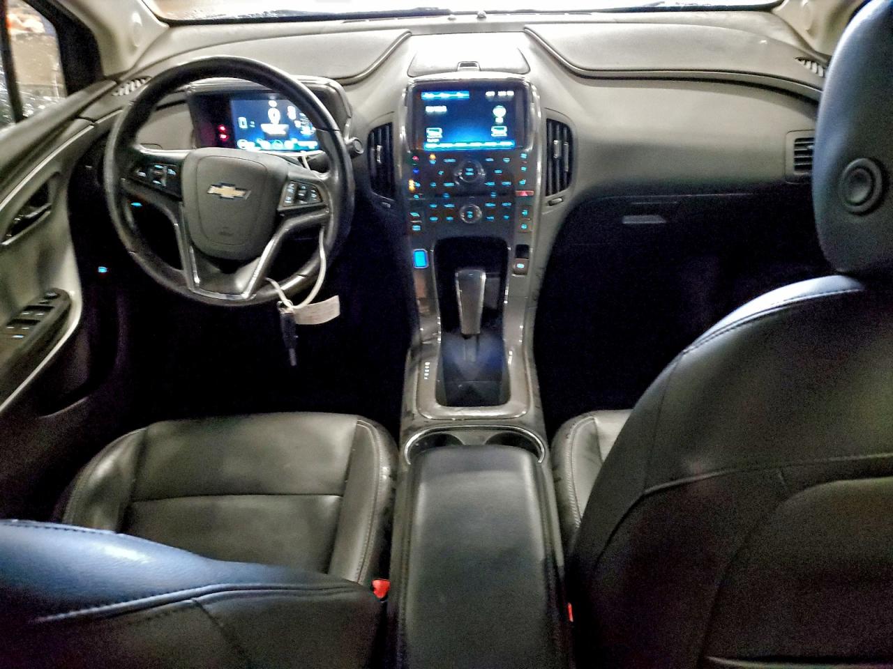 2015 CHEVROLET VOLT photo 8