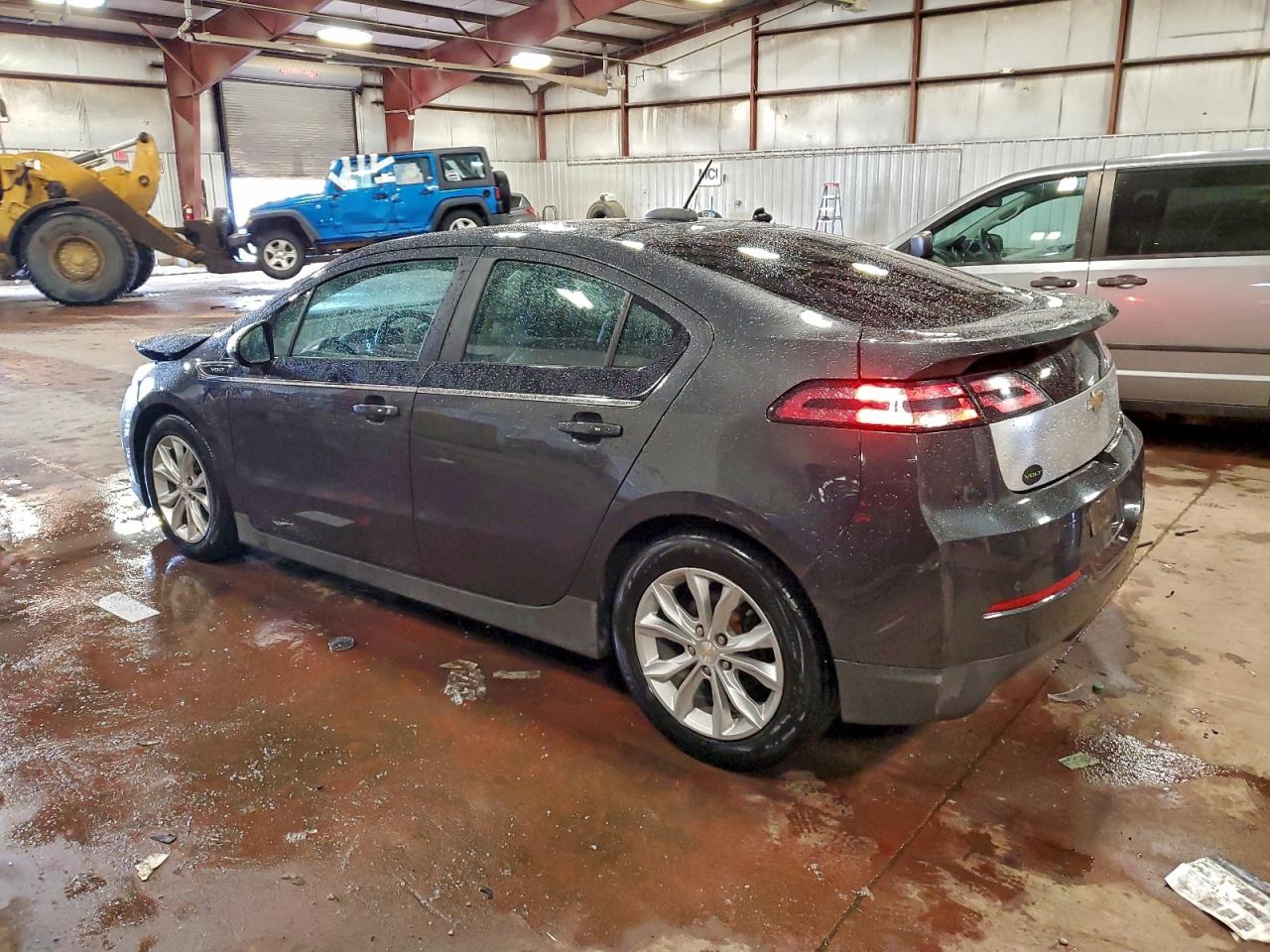 2015 CHEVROLET VOLT photo 2