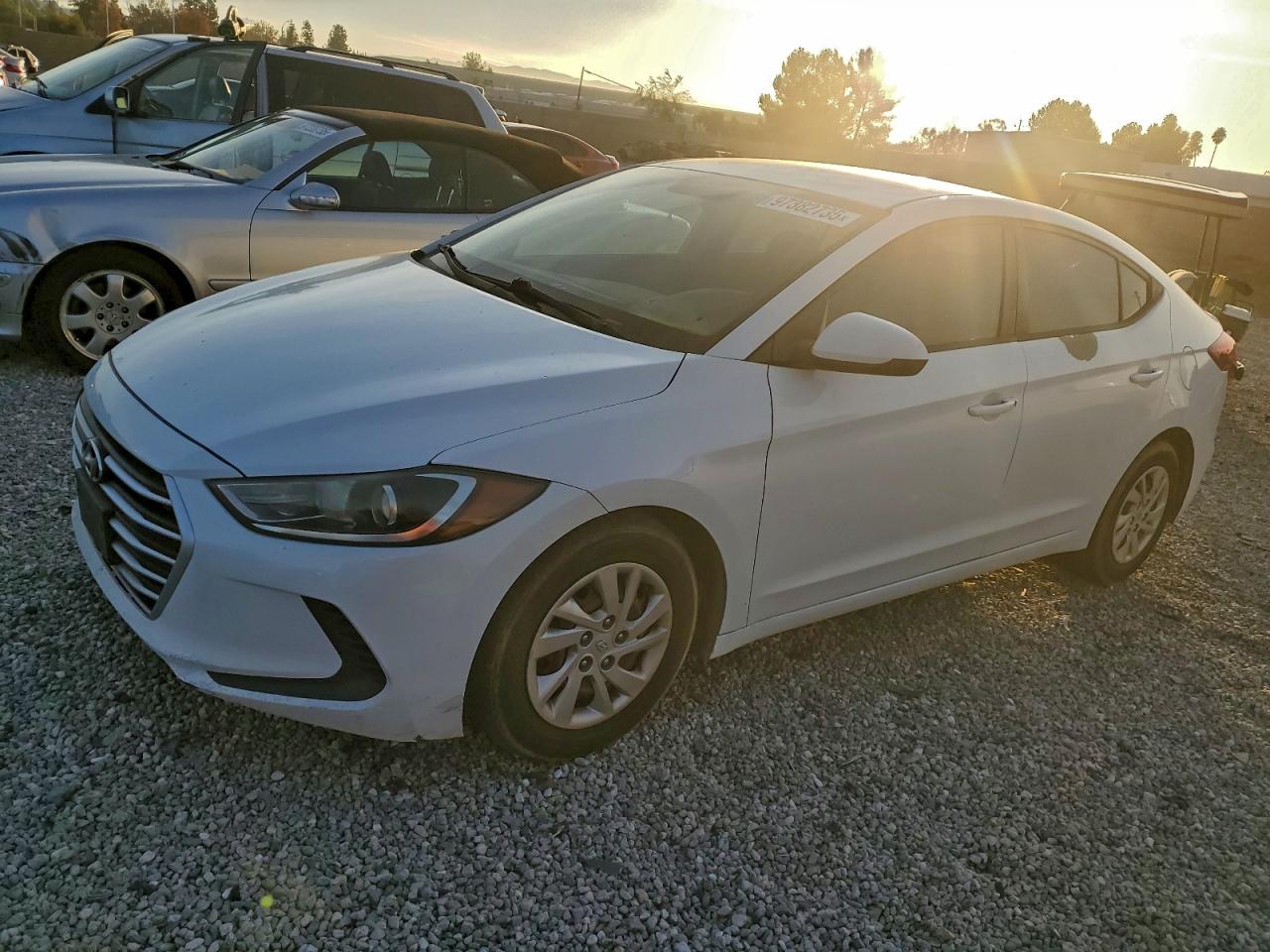 2017 HYUNDAI ELANTRA