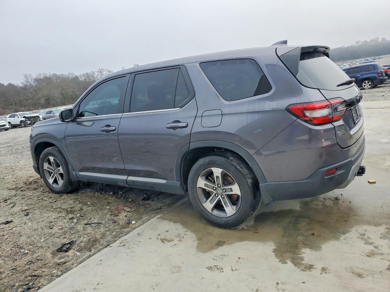 2025 HONDA PILOT EXL photo 3