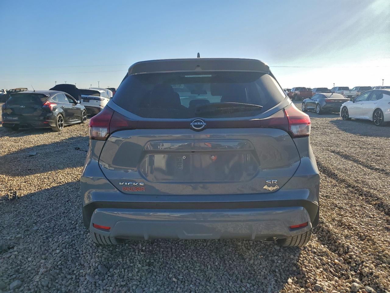 2022 NISSAN KICKS SR photo 6