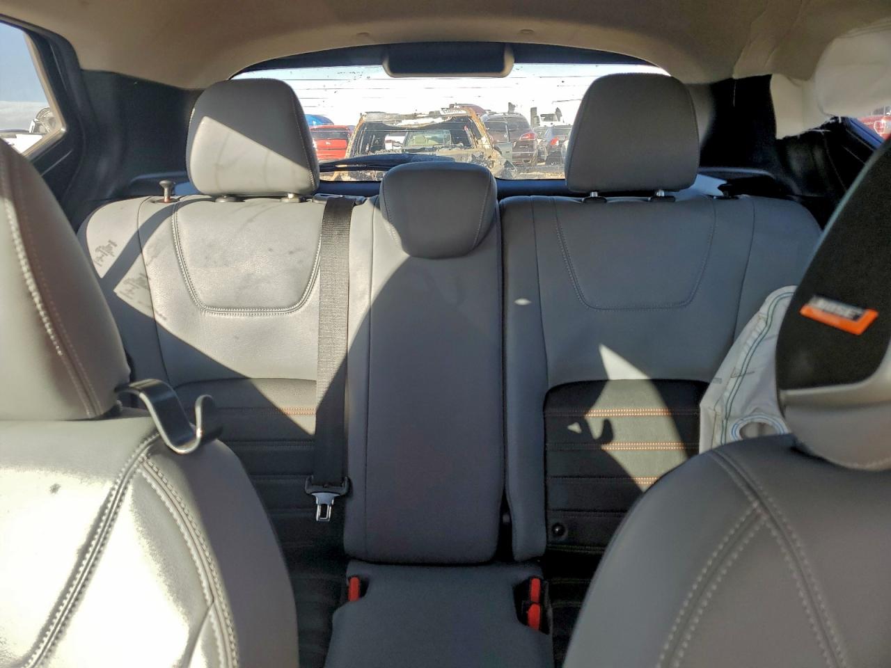 2022 NISSAN KICKS SR photo 10