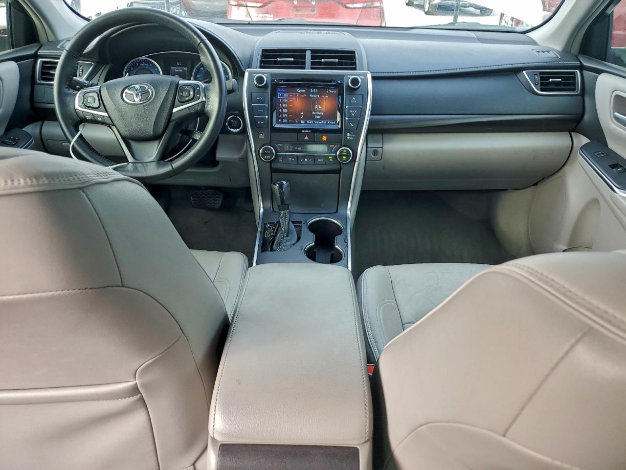 2017 TOYOTA CAMRY XSE photo 22