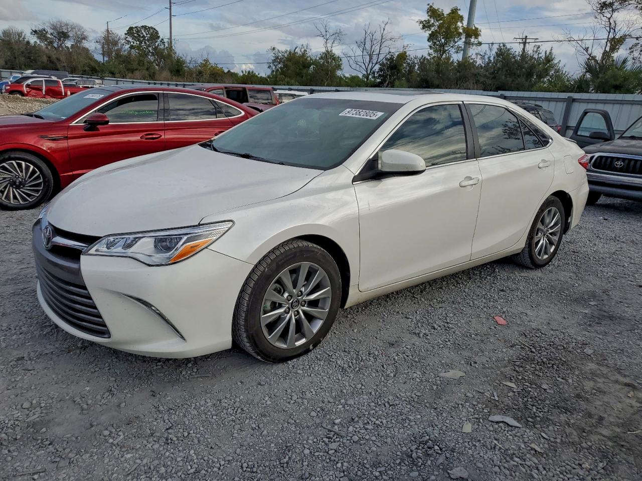 2017 TOYOTA CAMRY