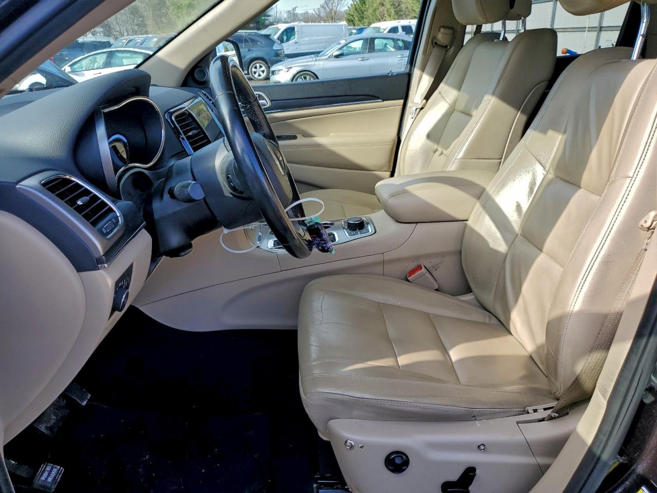 2020 JEEP GRAND CHEROKEE LIMITED photo 7