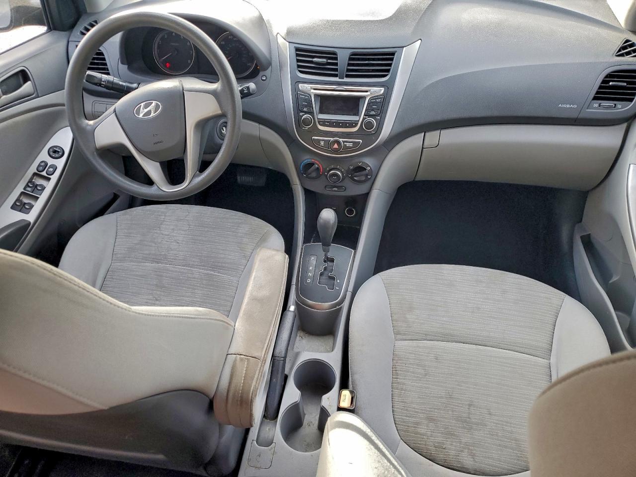 2015 HYUNDAI ACCENT GLS photo 8