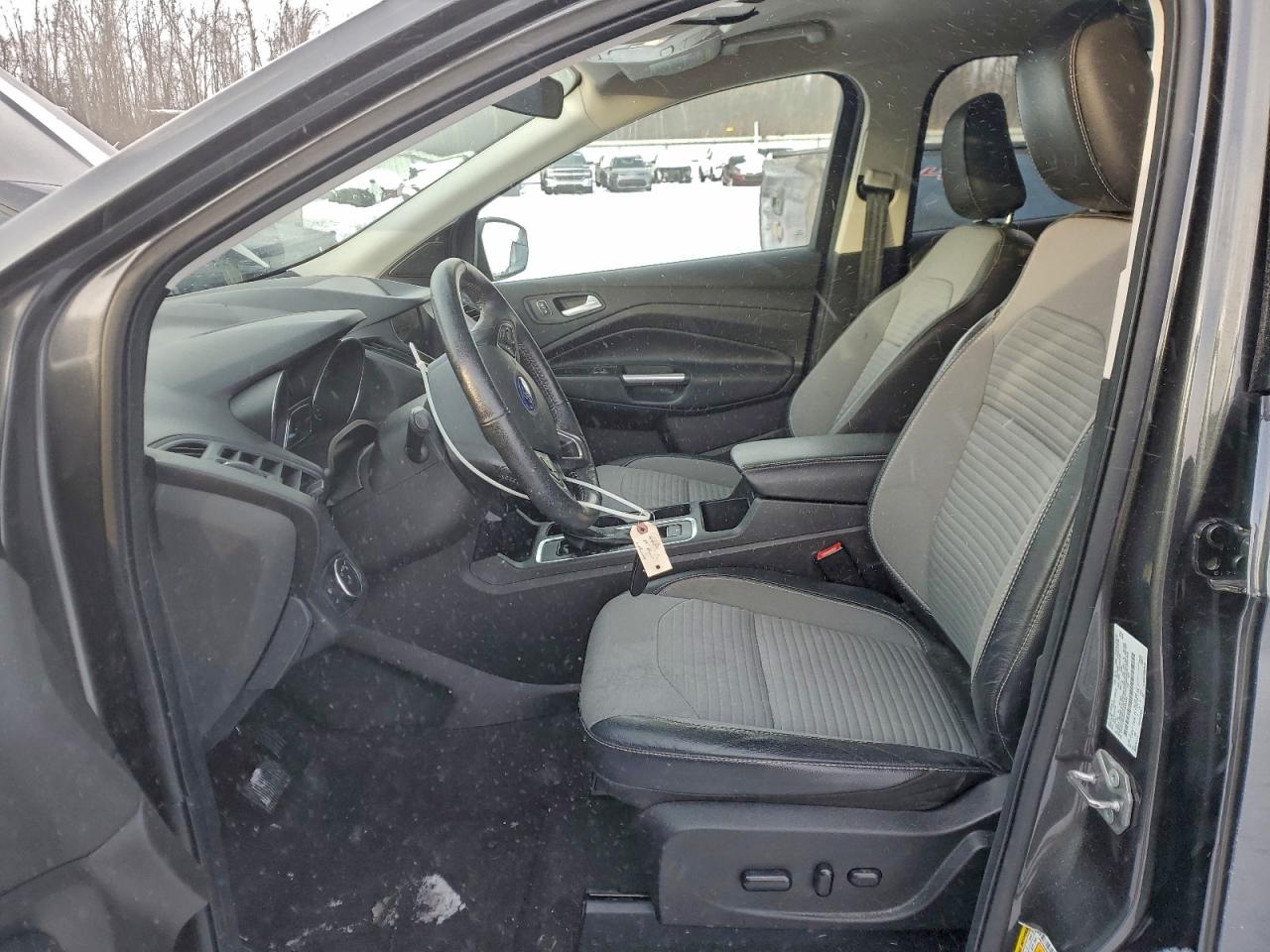 2019 FORD ESCAPE SE photo 7