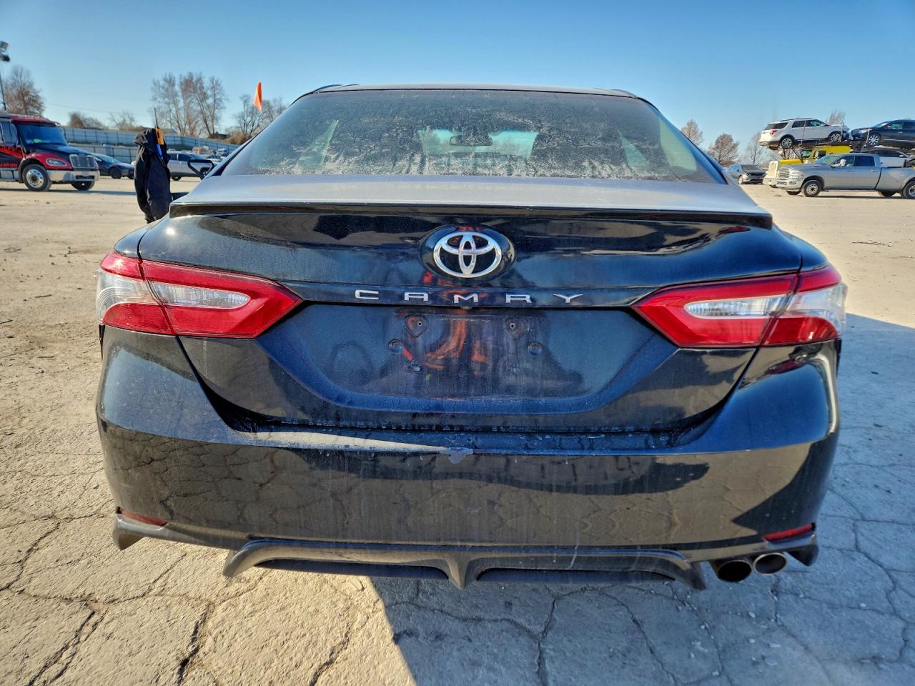 2018 TOYOTA CAMRY L photo 6