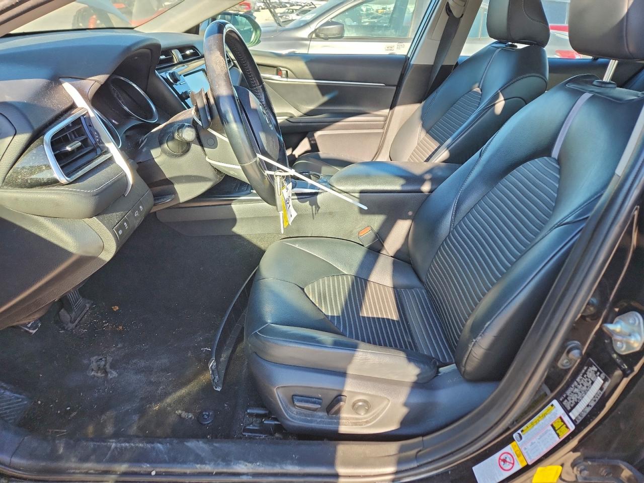 2018 TOYOTA CAMRY L photo 7