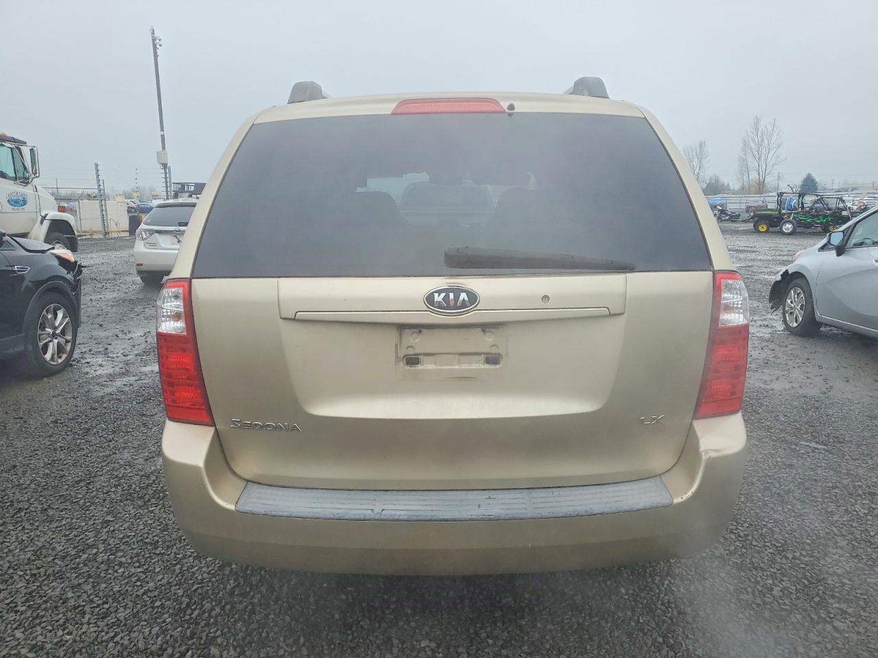 2006 KIA SEDONA EX photo 6