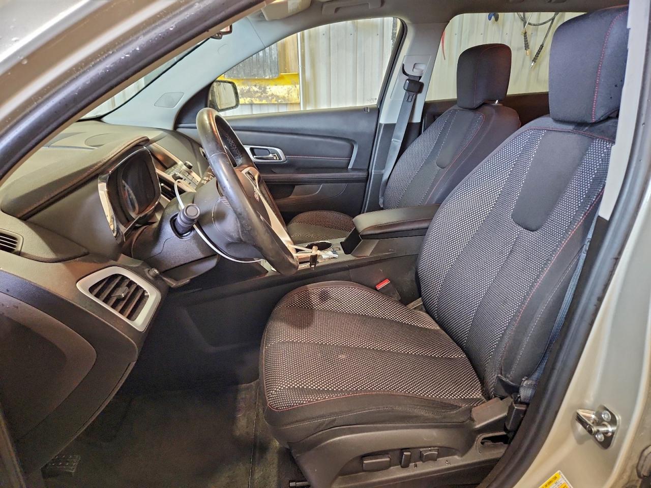 2015 GMC TERRAIN SLE photo 7