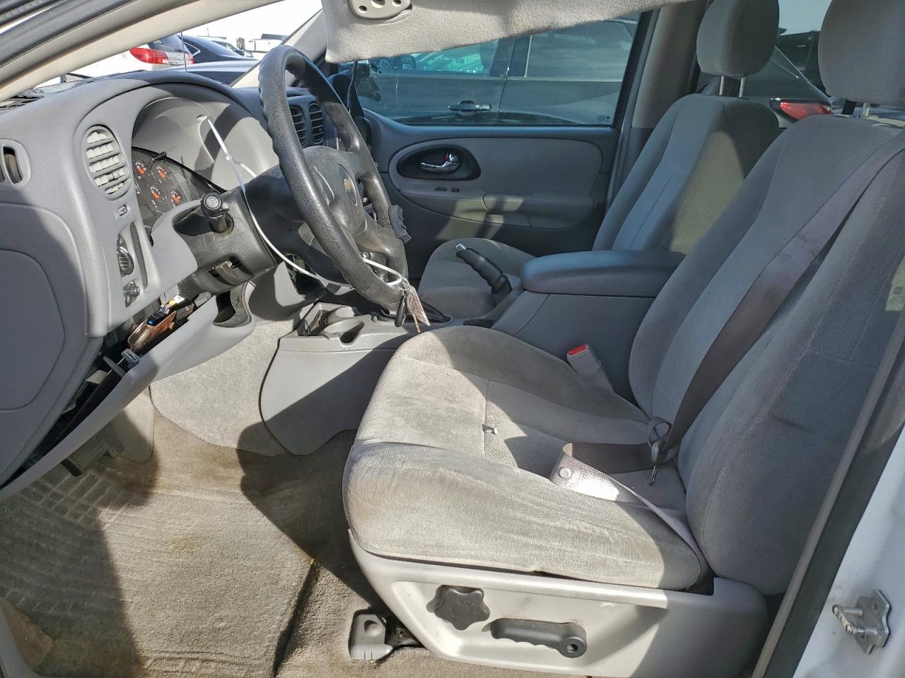 2005 CHEVROLET TRAILBLAZER LS photo 7