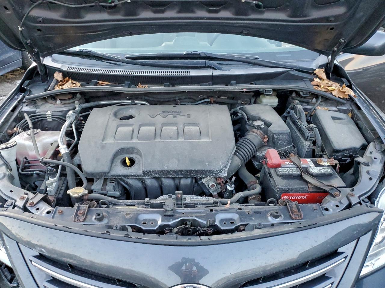 2013 TOYOTA COROLLA BASE photo 11