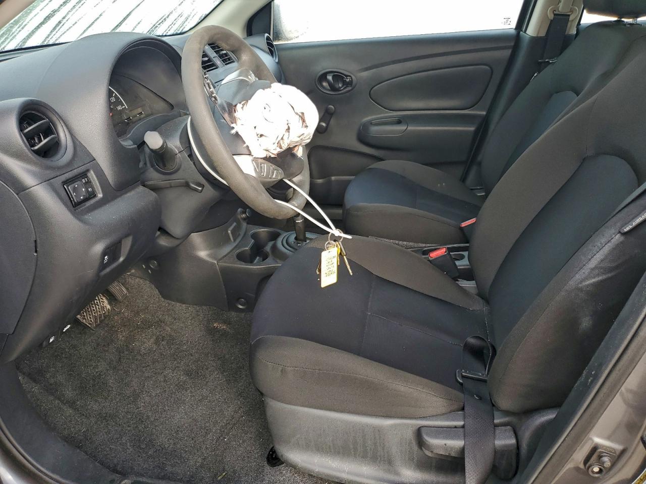 2018 NISSAN VERSA S photo 7