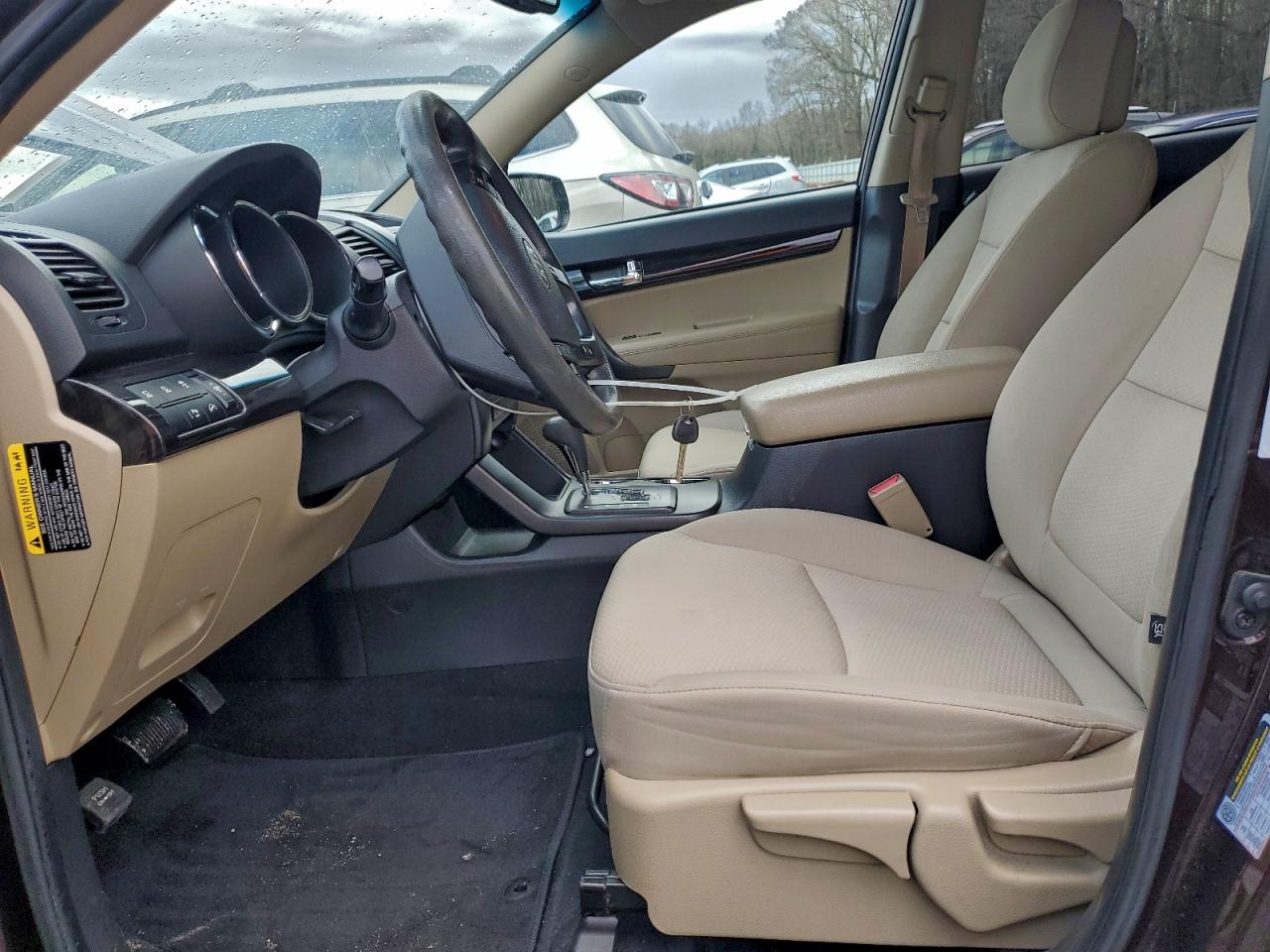 2012 KIA SORENTO BASE photo 7