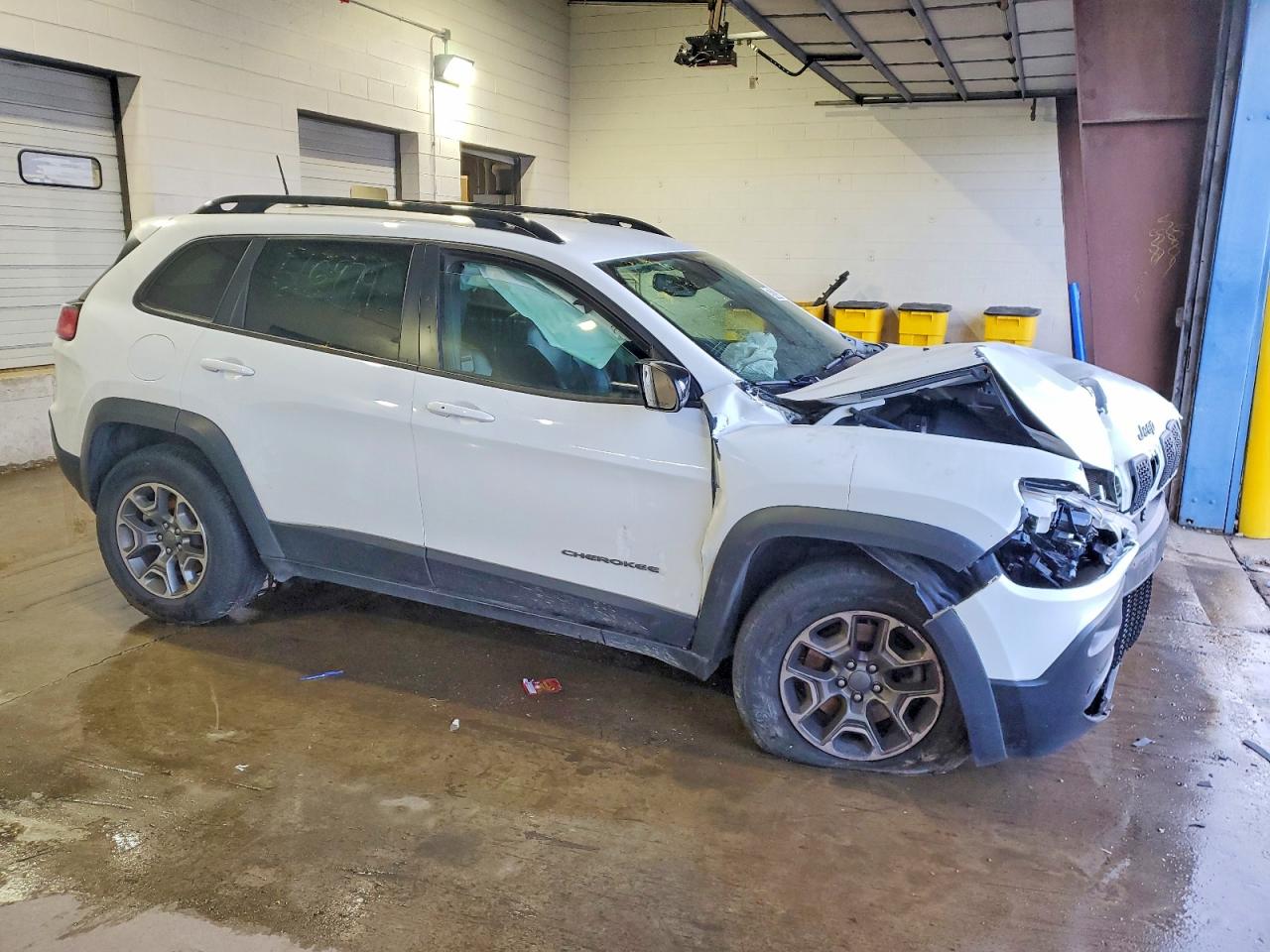 2022 JEEP CHEROKEE TRAILHAWK photo 4