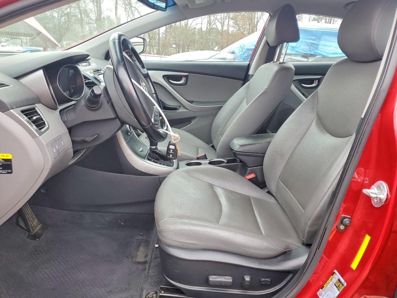 2015 HYUNDAI ELANTRA SE photo 24